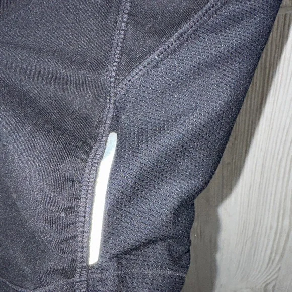 Athleta Black Cropped Leggings - Picture 3 of 6